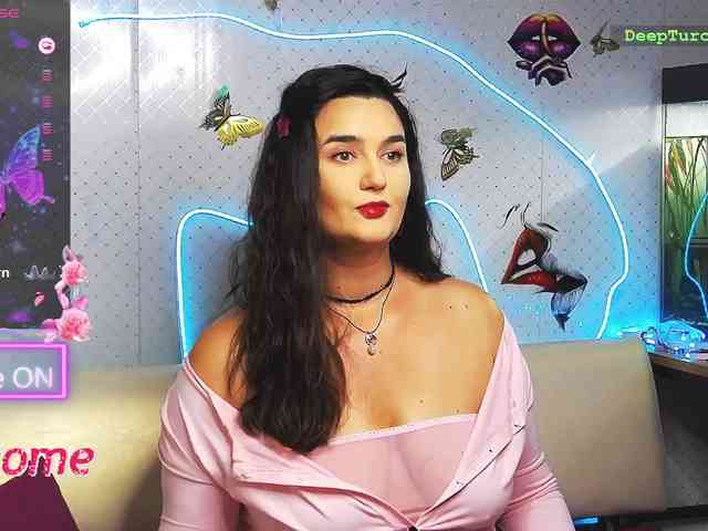 Lina_- webcam