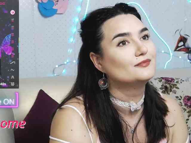 Lina_ webcam