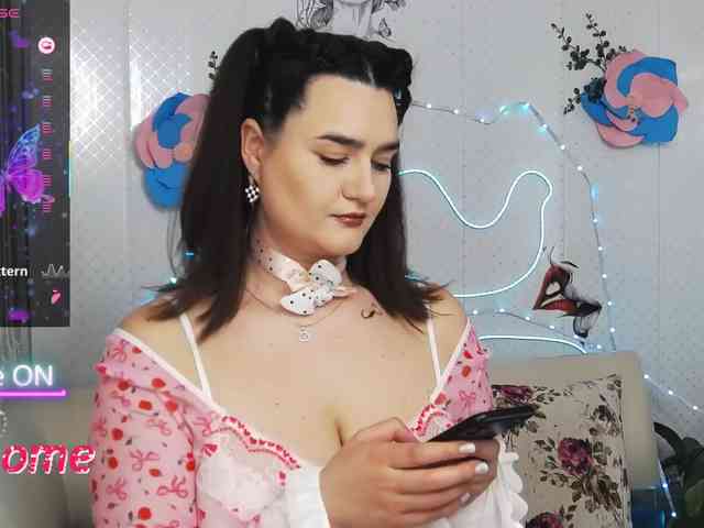 Lina_ webcam