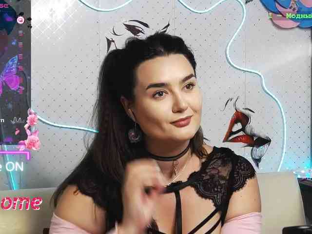 Lina_ webcam