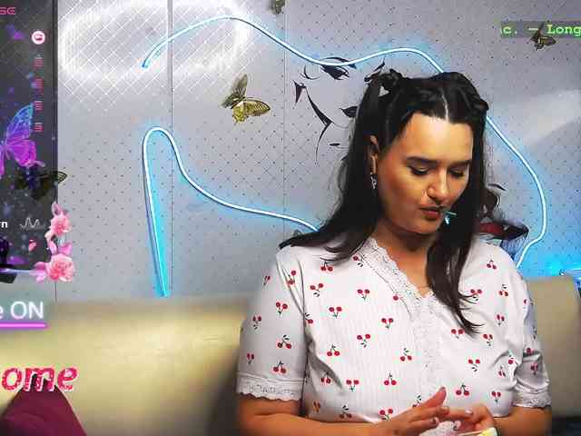 Lina_ webcam