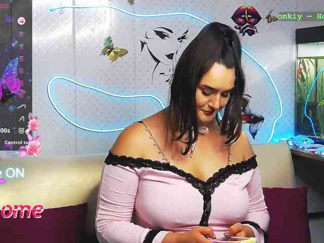 Lina_- webcam