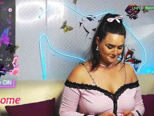 Lina_ webcam