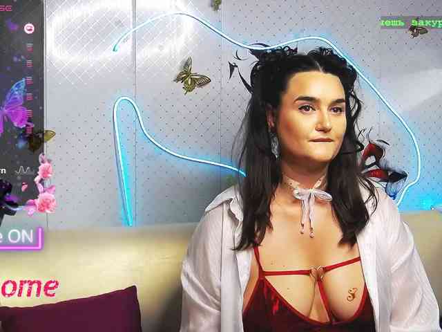 Lina_ webcam