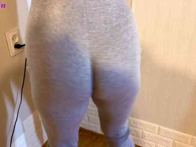 Lina_ webcam