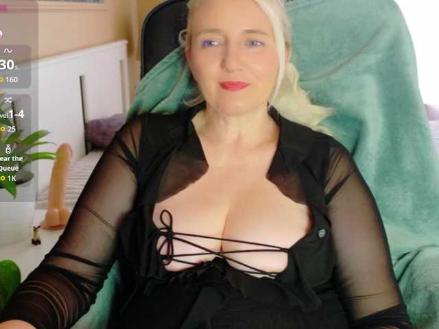 Mellica, en directo ahora en BongaCams