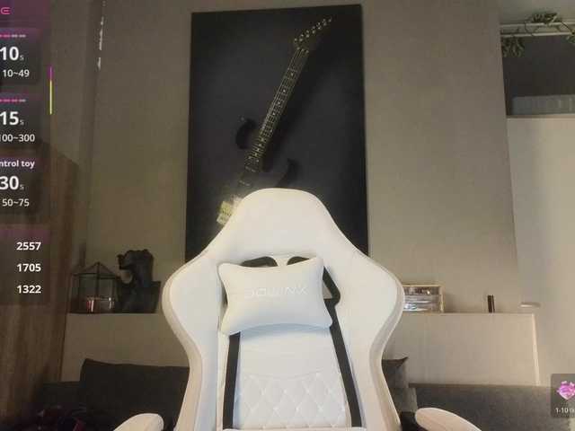 AyreenMoore live cam on BongaCams