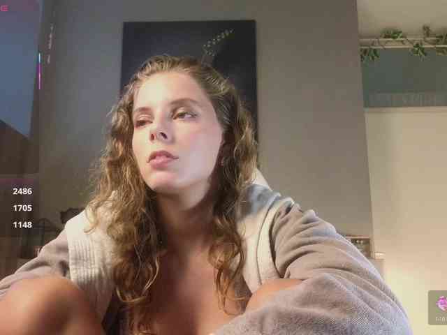 AyreenMoore webcam