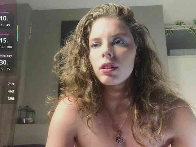 AyreenMoore webcam