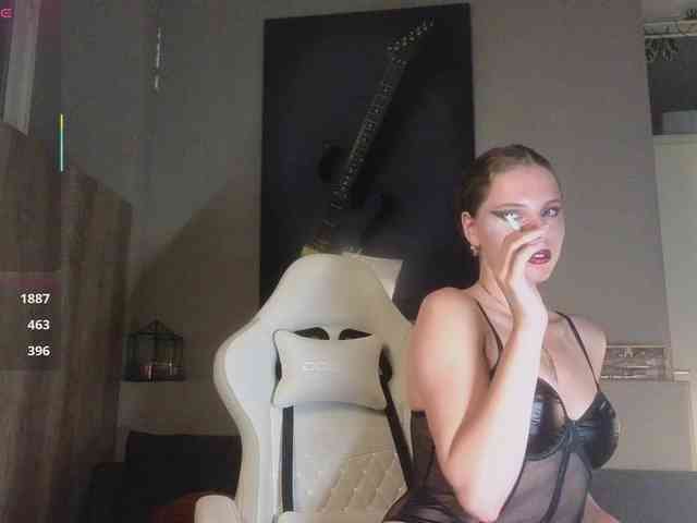 AyreenMoore Sex Cam Show