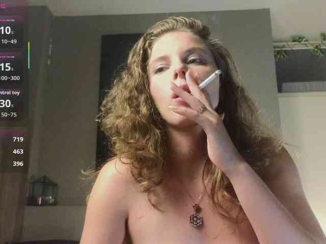 AyreenMoore webcam