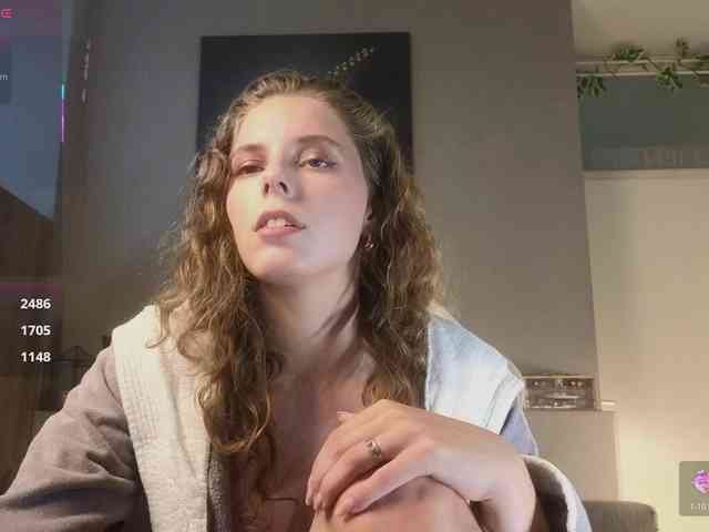AyreenMoore webcam