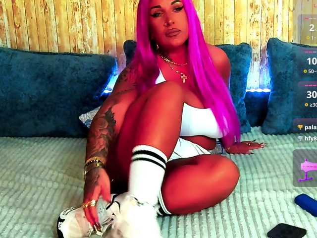 SierraQuinn live cam on BongaCams