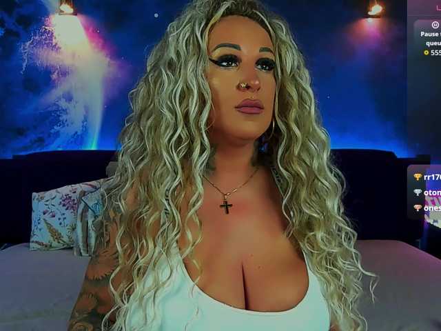 SierraQuinn live webcam show