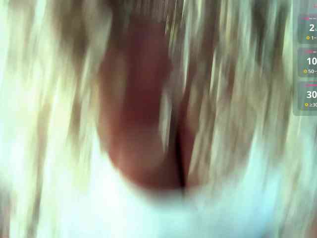 SierraQuinn webcam