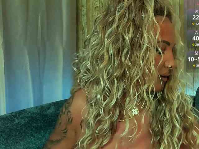 SierraQuinn Live Webcam on BongaCams