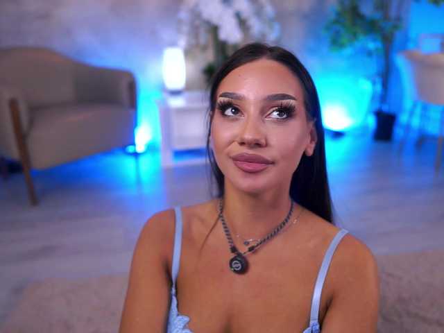 NinnaVoss live cam