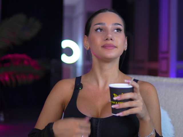 NinnaVoss live webcam show