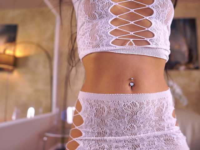 NinnaVoss's BongaCams show and profile