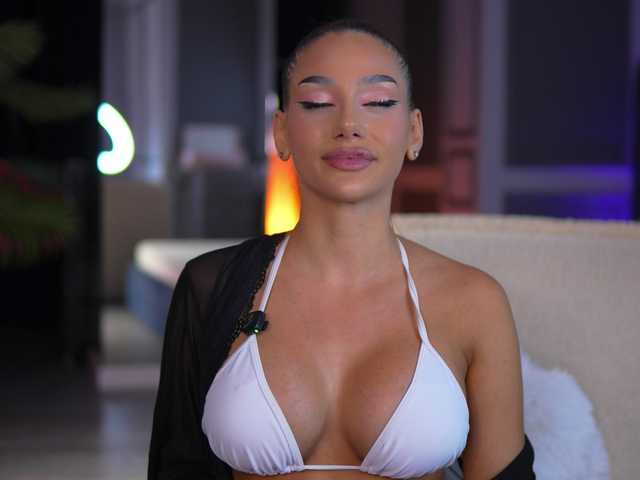 Sex chat gratuit in direct cu NinnaVoss pe BongaCams
