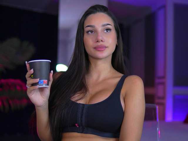 NinnaVoss live webcam show