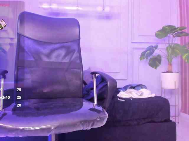 keytiinthomson Live Webcam on BongaCams