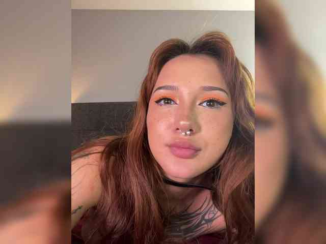 littlewetgirl webcam
