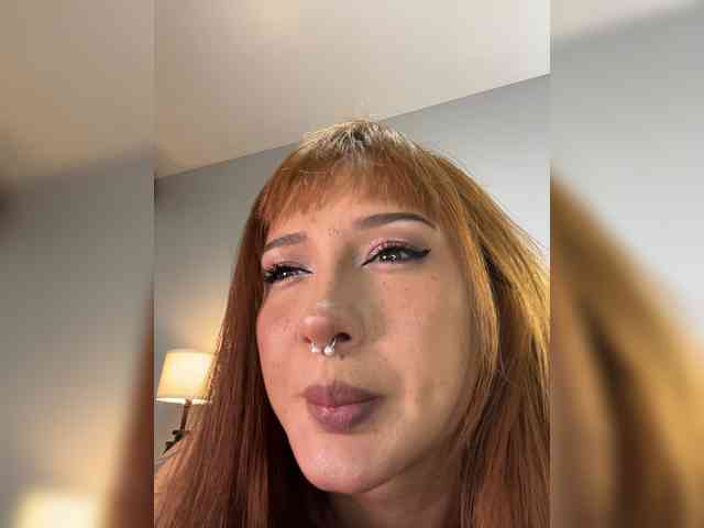 littlewetgirl webcam