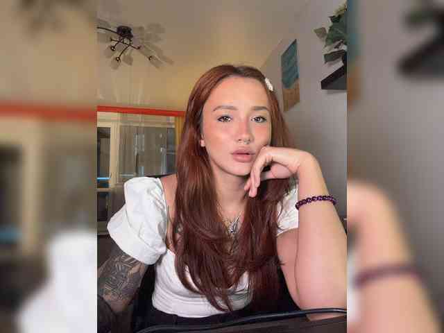 littlewetgirl webcam