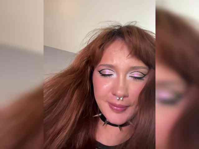 littlewetgirl webcam