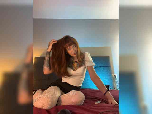 littlewetgirl webcam
