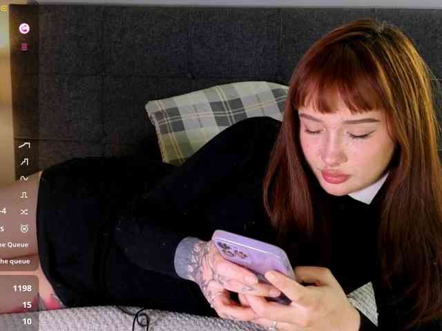 littlewetgirl webcam