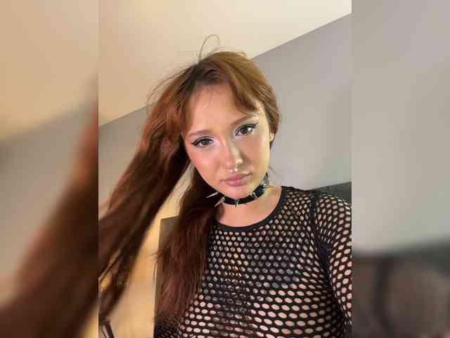 littlewetgirl webcam