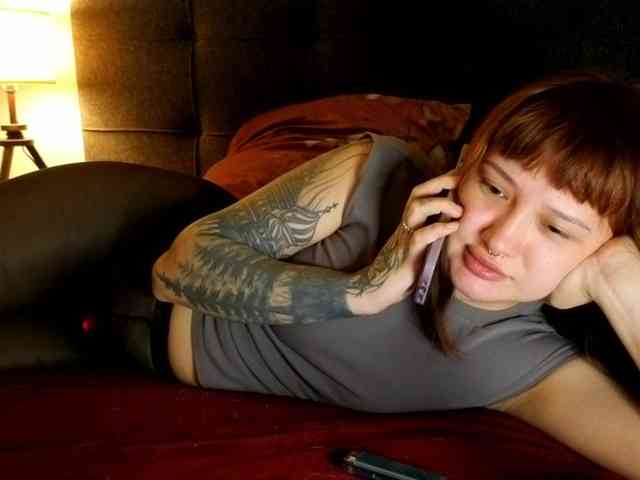 littlewetgirl webcam