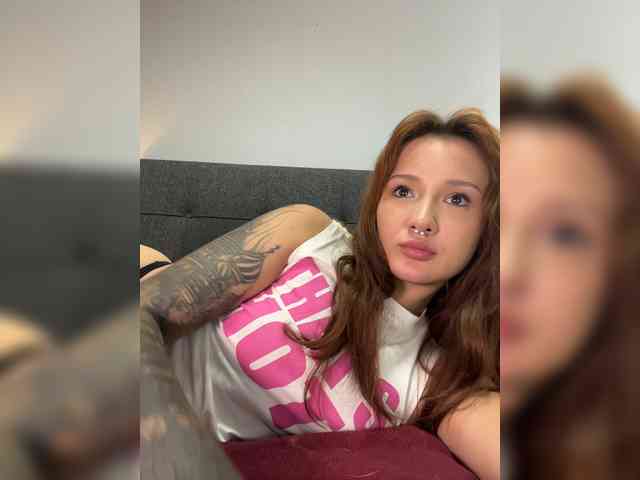 littlewetgirl webcam