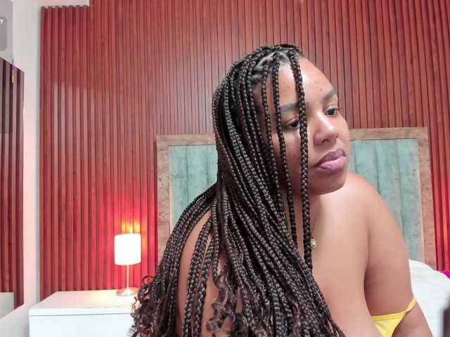 Tiana-Moon live cam on BongaCams