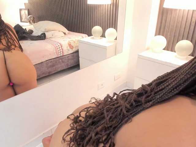 Tiana-Moon live cam on BongaCams