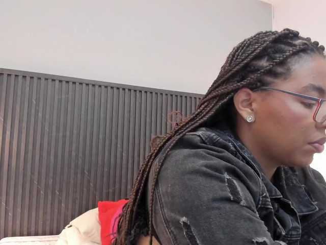 Tiana-Moon live cam on BongaCams