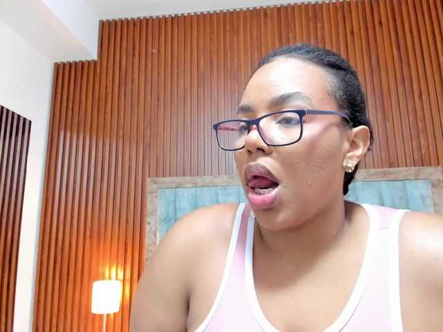 Tiana-Moon live cam on BongaCams