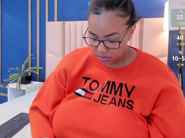 Tiana-Moon live cam on BongaCams