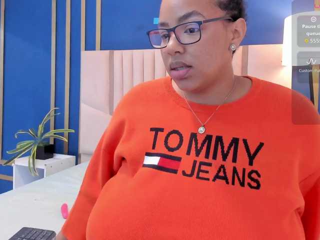 Tiana-Moon live cam on BongaCams
