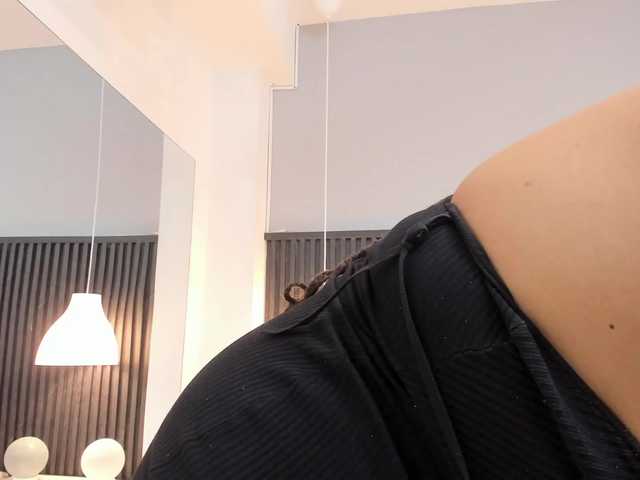 Tiana-Moon live cam preview