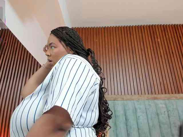 Tiana-Moon webcam