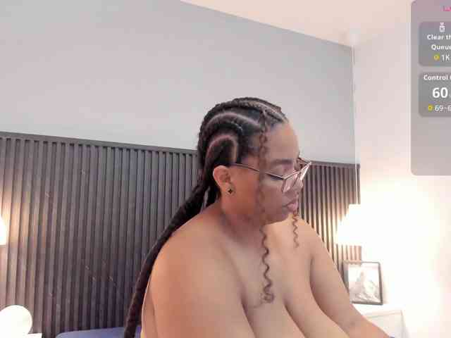 Tiana-Moon webcam