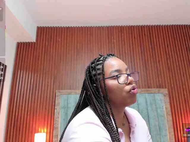 Tiana-Moon webcam