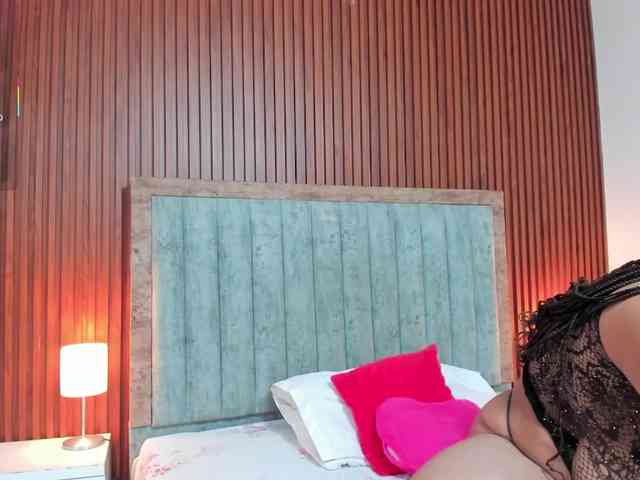 Tiana-Moon webcam