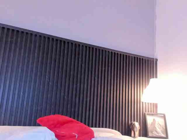 Tiana-Moon webcam