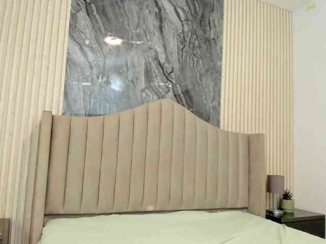 Tiana-Moon webcam