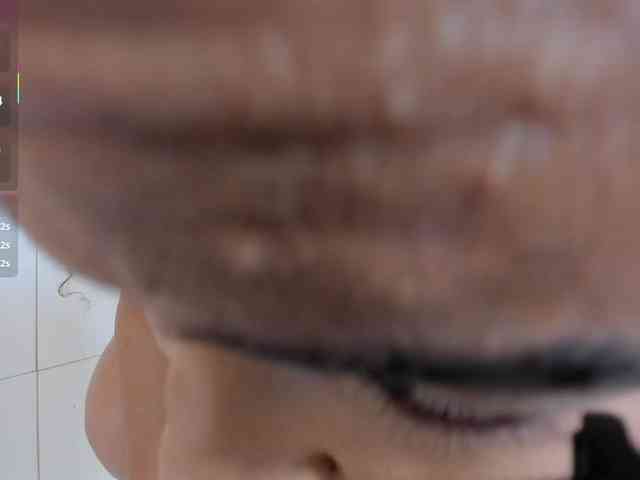 Tiana-Moon webcam