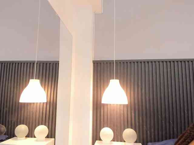 Tiana-Moon webcam